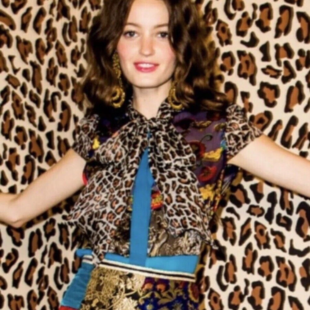 Alice + Olivia Jeannie Bow-collar Print Blouse